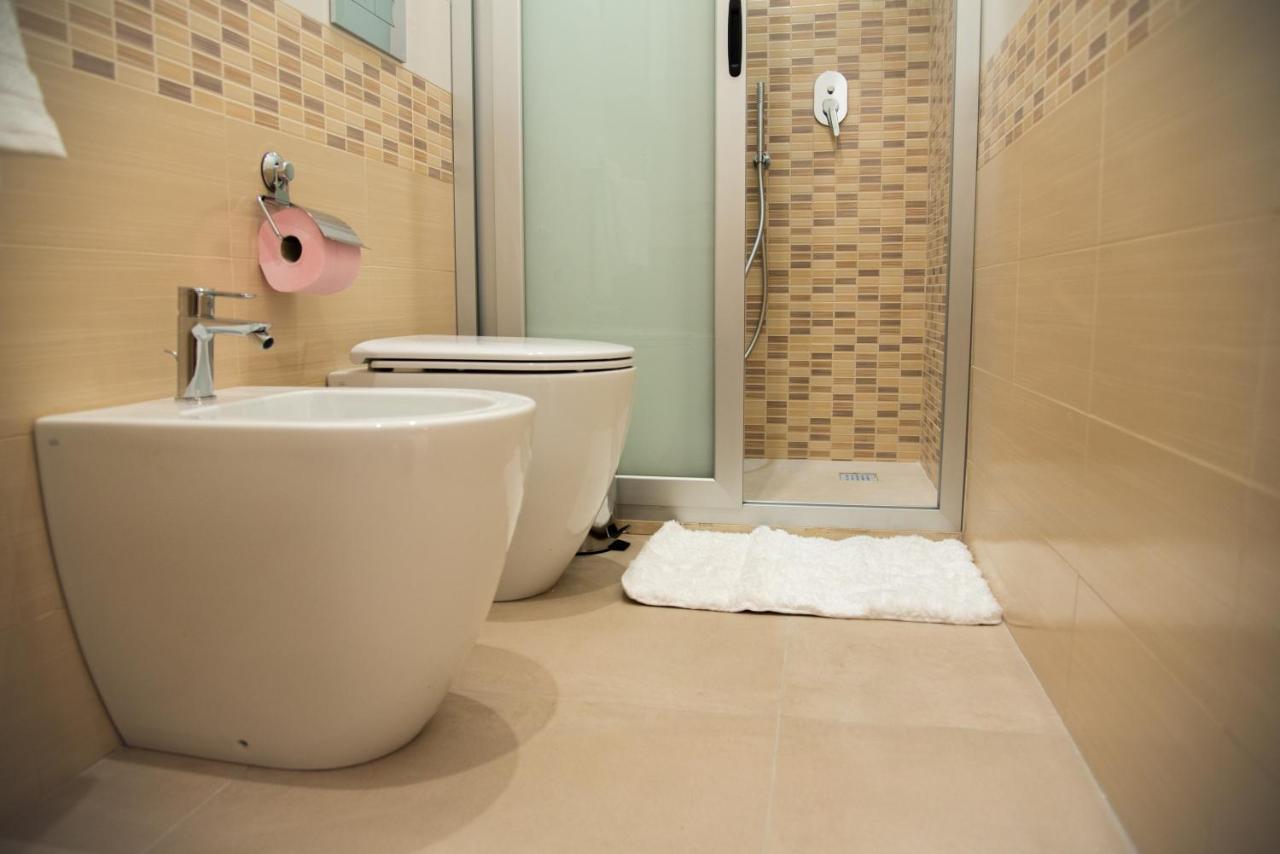 A & G Relax Rooms سيراكوزا المظهر الخارجي الصورة